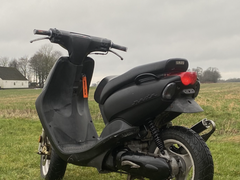 Yamaha neos 2002